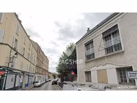 boutique 70 m² colombes