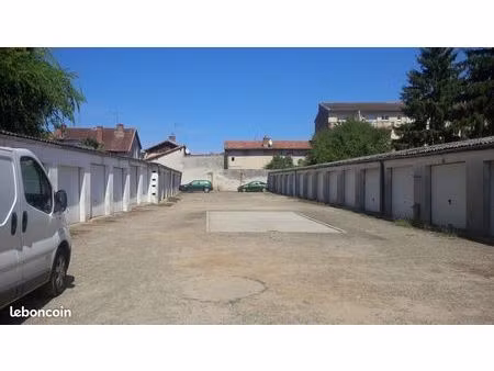 garage box garde meubles