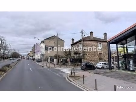 local commercial 42 m²