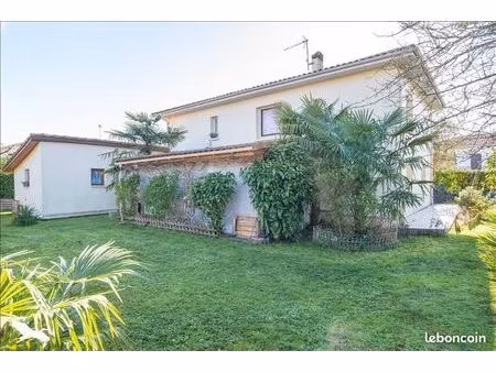 maison 5 pièces 140 m²