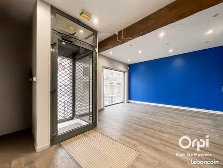 local commercial 38 m²