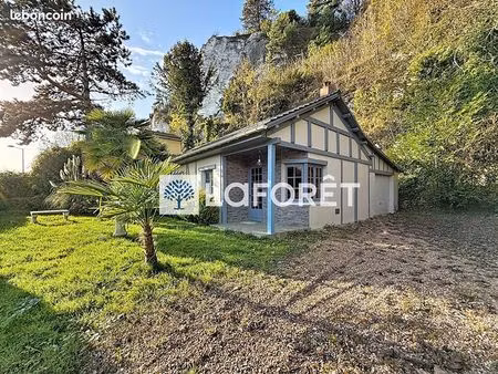 maison 3 pièces 65 m²