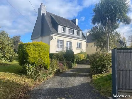 propriété 5 pièces 105 m²