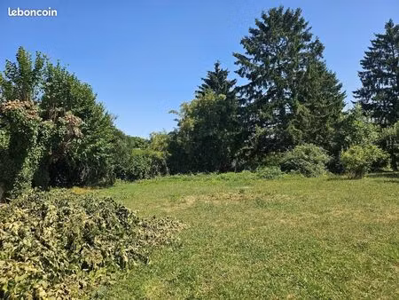 terrain 770 m² varennes les macon