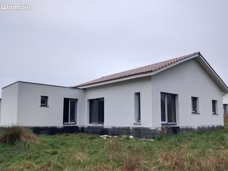 maison 5 pièces 150 m²