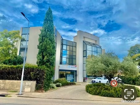 local professionnel 97m² – idéal médical / paramédical / formation / bureaux – pierrelatte