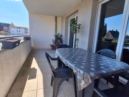 appartement 3 pièces lumineux avec terrasse et garage