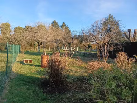 vente terrain 1102 m² à nérondes (18350)  17 500 €