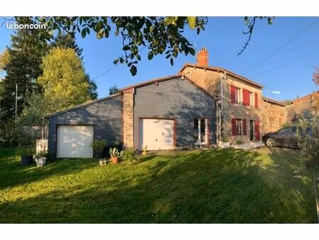 maison à la campagne