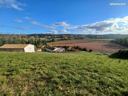 terrain 1 708 m² lombers