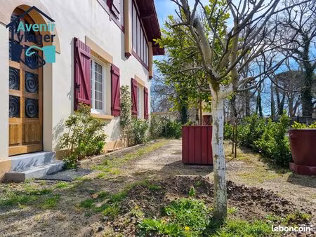 maison de ville en viager 7 pièces 230 m²