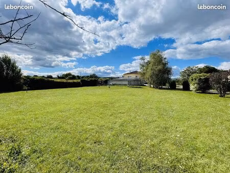 terrain 4 300 m² charnay les macon