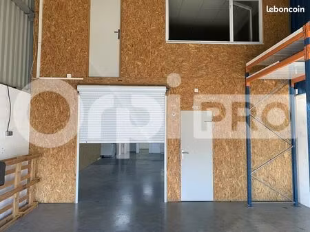 local d'activité 200 m²