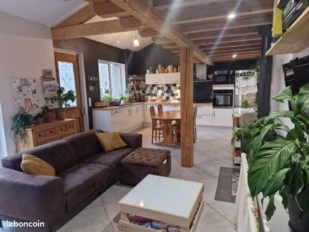 maison rénovée à saïx