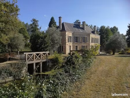 maison de maître proche st maixent l'ecole