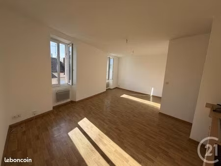 maison de ville 2 pièces 65 m²