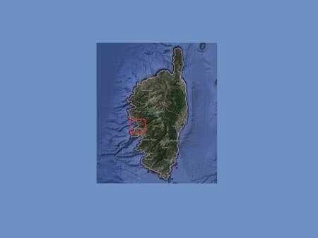 terrain – batiment – milieu naturel calme montagne – ouest corse