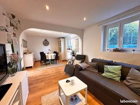 immeuble 240 m² kembs