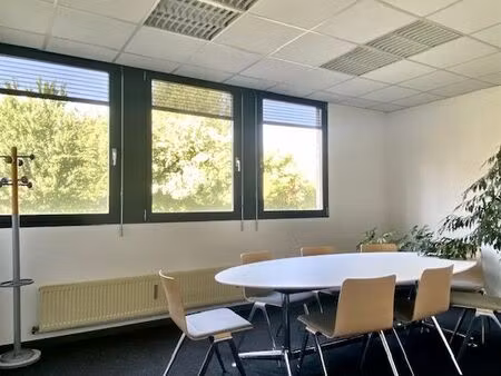 beaux bureaux climatises 156m² rch proche systeme u et crédit mutuel