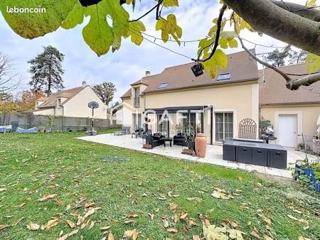 maison 6 pièces 160 m²