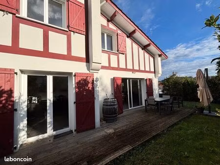 maison récente 106 m2 3 chambres 15 mn de bayonne