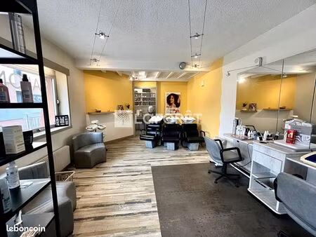 salon de coiffure 41 m² macon