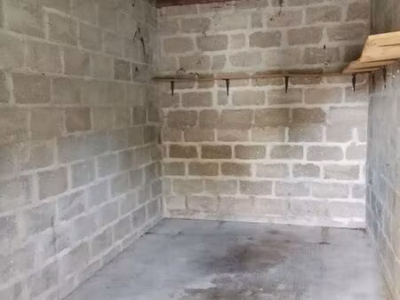 loue garage à la rochette