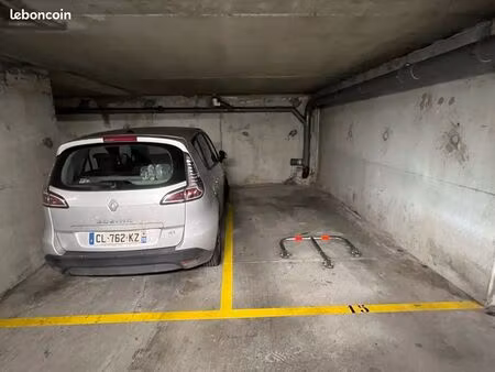 à louer place de parking en sous sol
