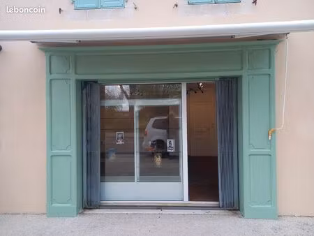 av murs commerciaux libres ile de re st martin secteur piétons