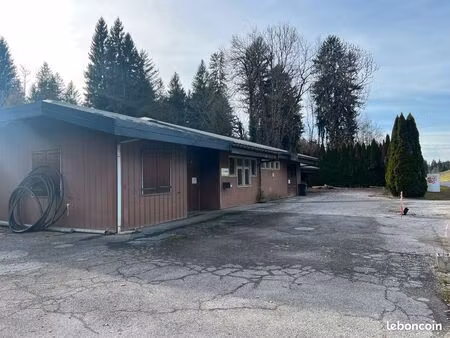 300m2 de local et d'habitation à samoëns
