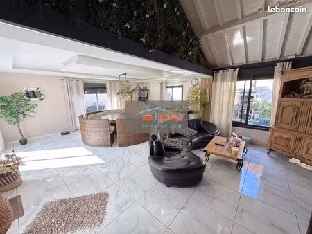 maison 5 pièces 169 m²