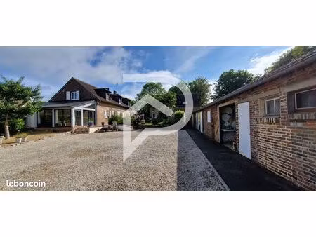 propriété 8 pièces 300 m²