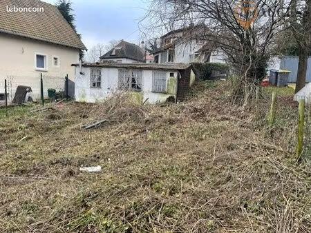 terrain 331 m² piscop