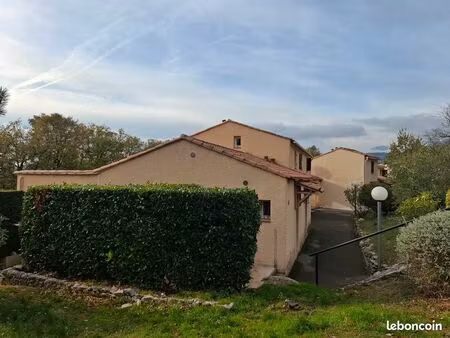 t2/3 saint vallier de thiey