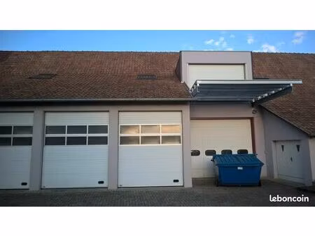 local commercial d'activité stockage atelier