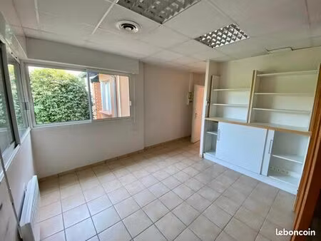 local 30 m² montech