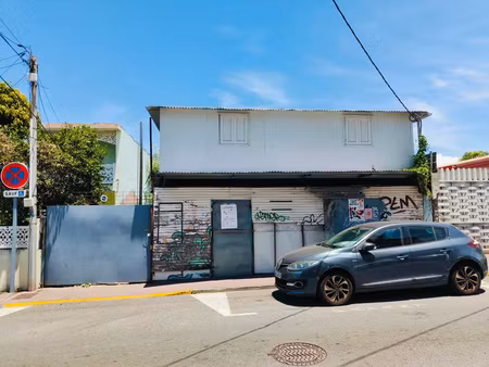 local professionnel 100m2