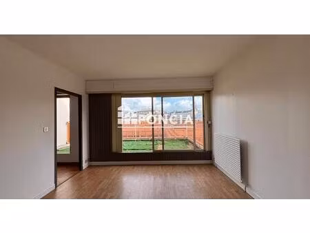 studio avec terrasse