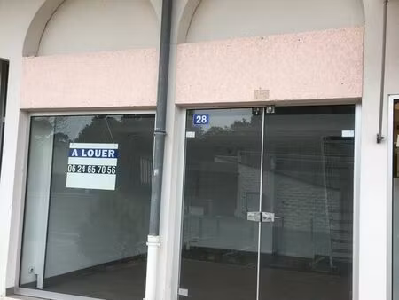 magasin à louer saison 2026 à saint palais sur mer