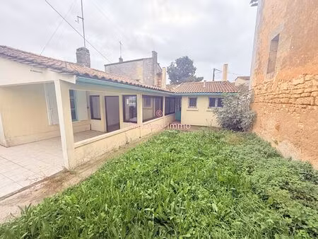 charmante maison avec jardin et garage au pouyalet