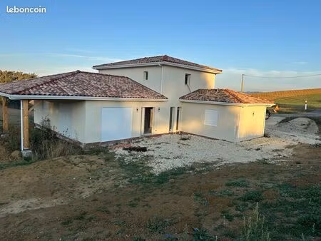 magnifique villa sur 2000m2 de terrain