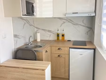 a louer studio meublé à coté de compiègne. 23m²