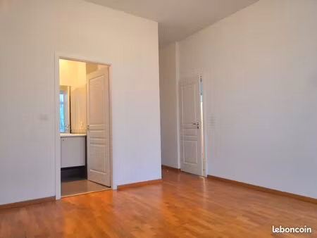 appartement f2 59m2 1er étage