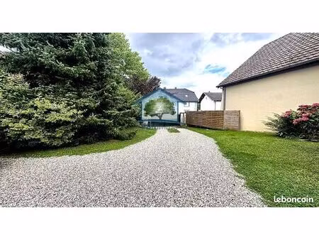 propriété 7 pièces 211 m²