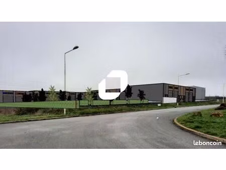 local d'activité 2 450 m²