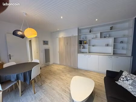 studio 1 pièce 30 m²