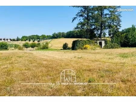 terrain 1 000 m² nantiat