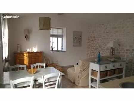 maisonnette de charme avec jardinet