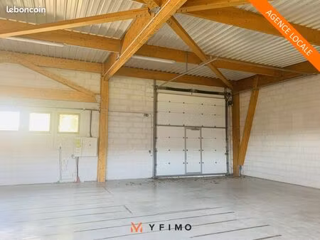 local d'activité 281 m²