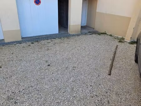 garage à louer front de mer
